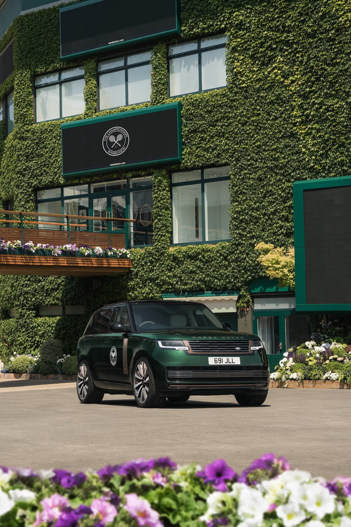 Range Rover Wimbeldon RANGE ROVER Returns as Official Vehicle Partner of Wimbledon 2025 — A ...